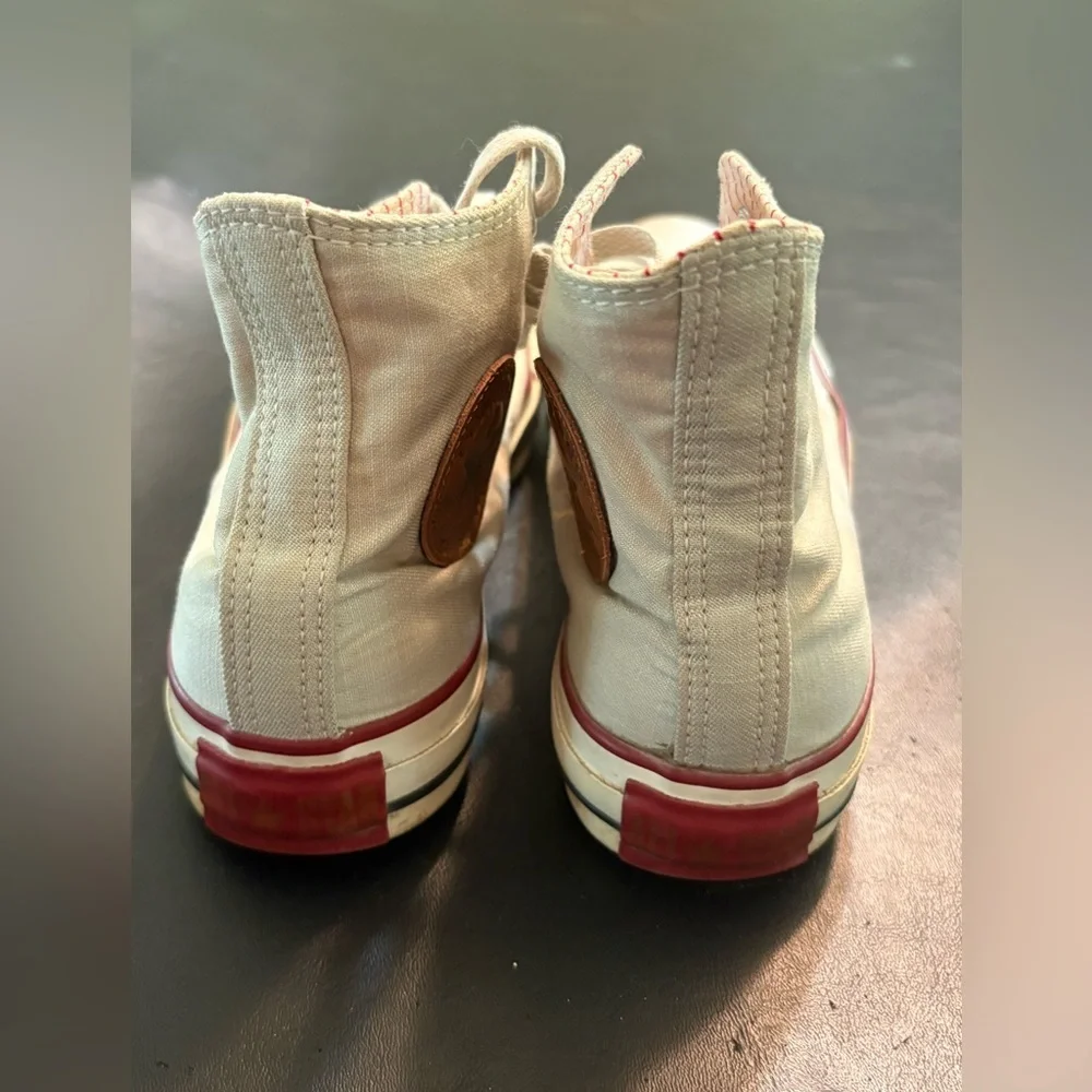 Converse Chuck Taylor High-Top Sneakers - Unisex size 5